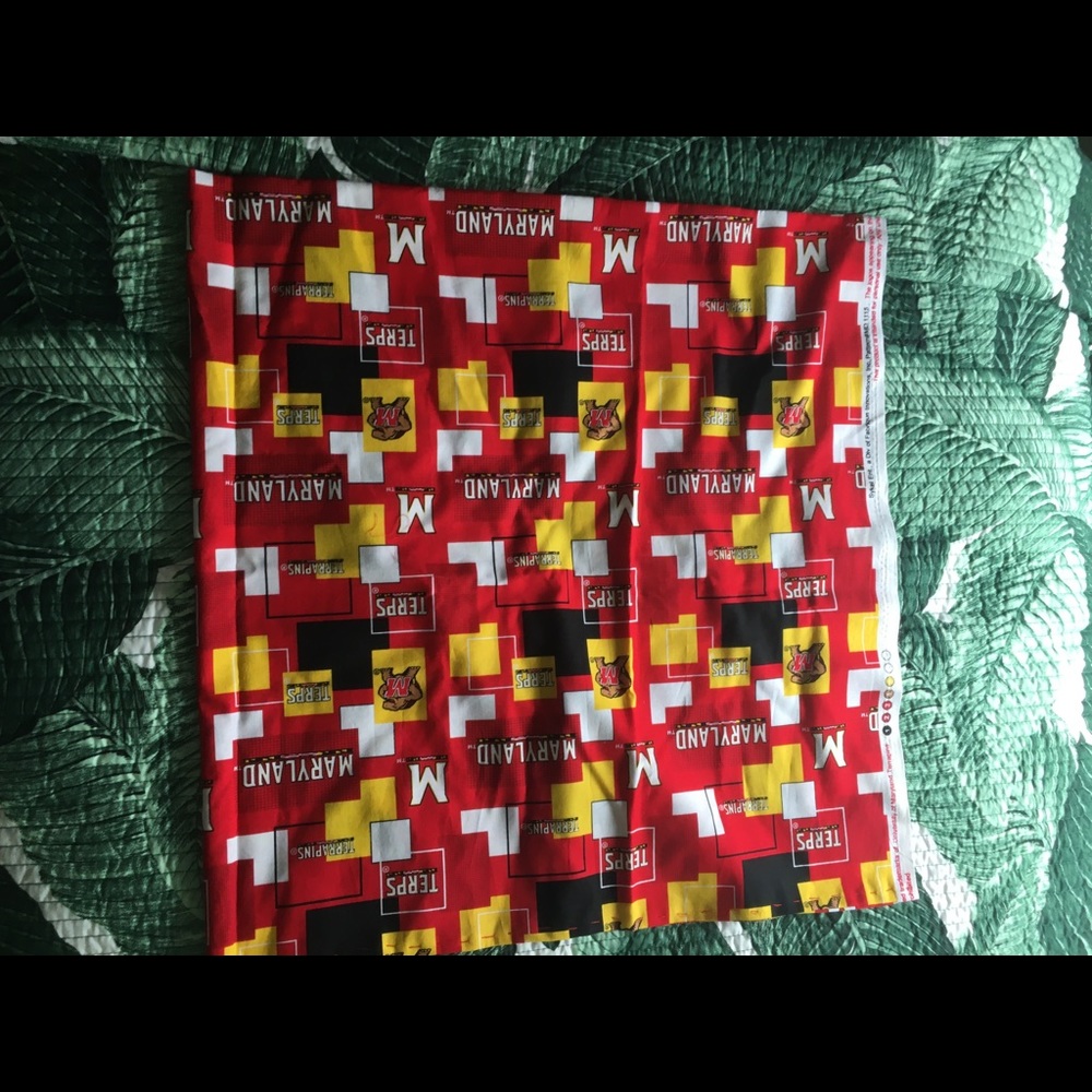NW UNIVERSITY OF MARYLAND HANDMADE RUNNER 42”x22” - Picture 2 of 8